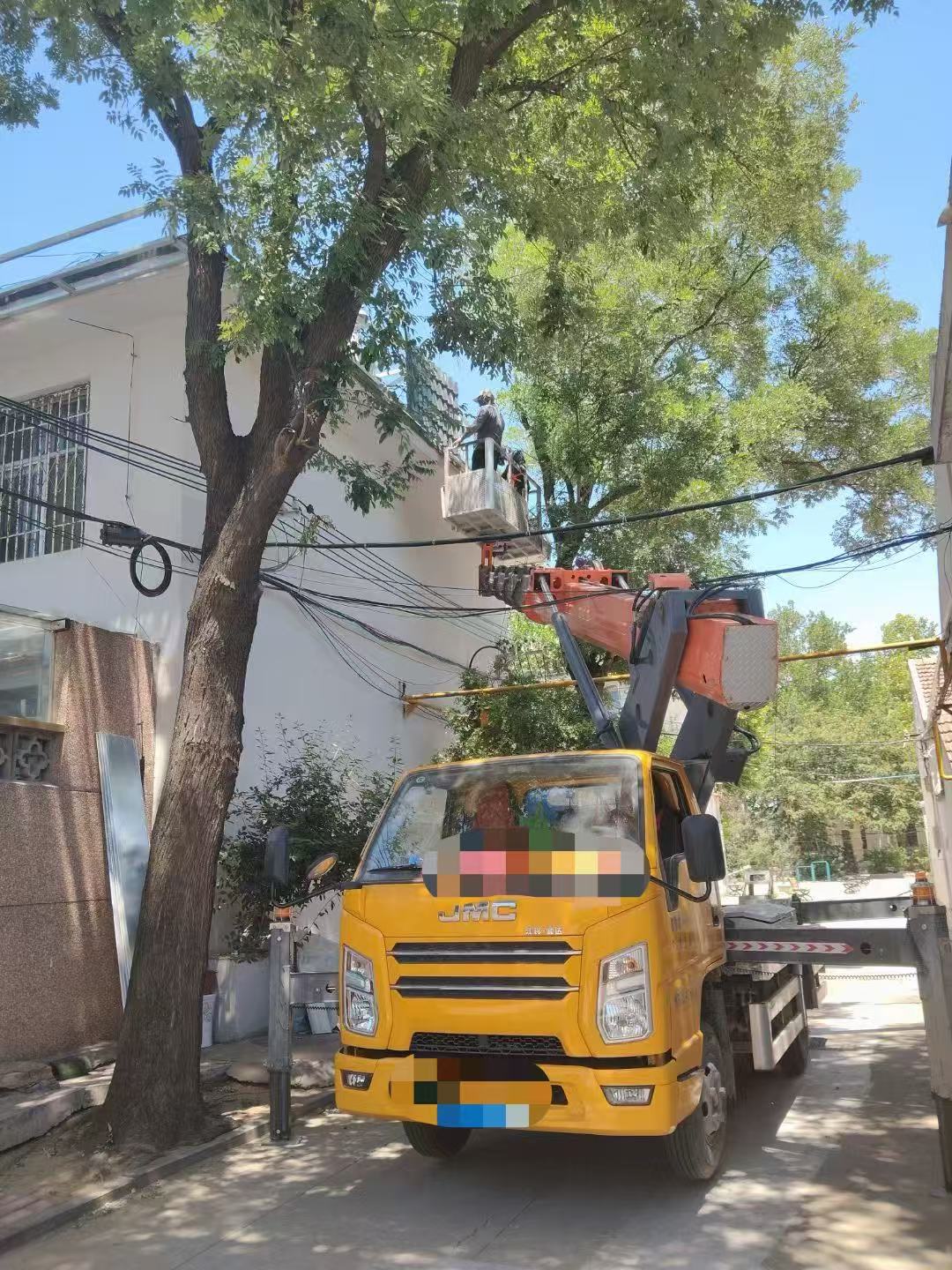 尼木县高空作业车能吊装重物吗？最大承载多少公斤？