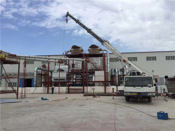 尼木县“手脚齐动”—— 吊车的 “协同作业” 技术